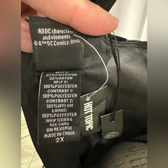 NWT Hot Topic DC Comics Batman sleeveless black formal size 2X - Picture 14 of 16